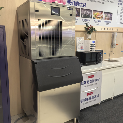 500公斤雪花制冰机交付郑州连锁超市客户